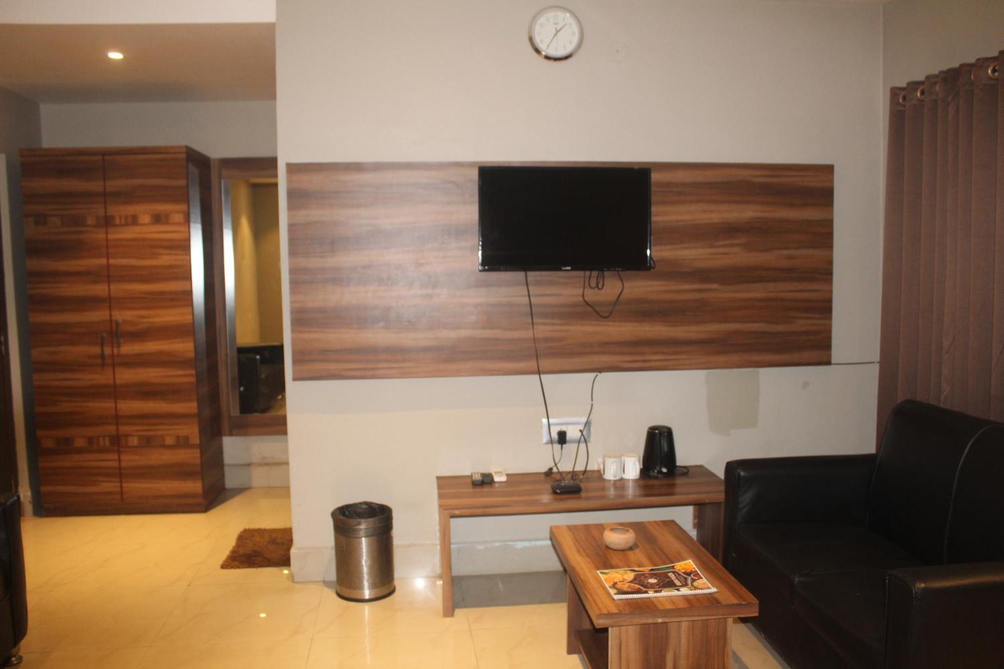 Hotel Oishi Plaza Mukutmanipur Esterno foto