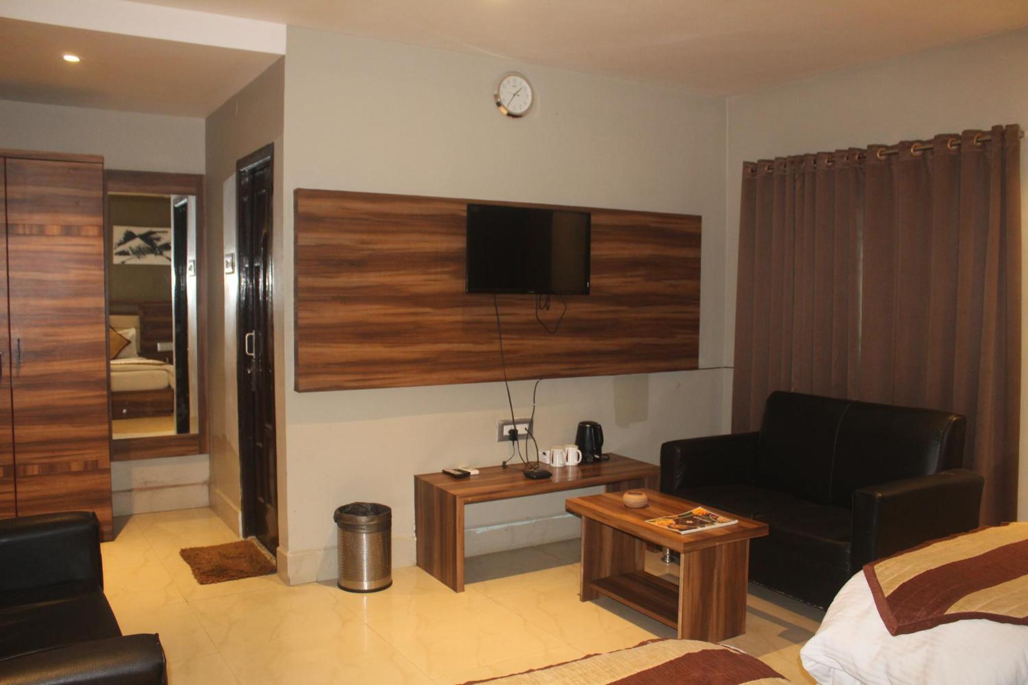 Hotel Oishi Plaza Mukutmanipur Esterno foto